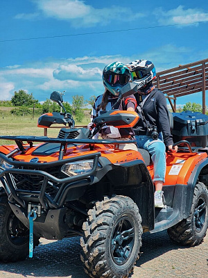 Прокат квадроциклов. Подарочные сертификаты Ultra Подарки Севастополь. Купить оригинальный подарок или подарочный сертификат на Прокат квадроциклов. Сервис UltraPodarki.ru Севастополь 8 800 505 95 30. 