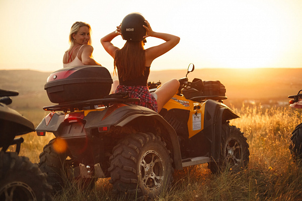 Прокат квадроциклов. Подарочные сертификаты Ultra Подарки Севастополь. Купить оригинальный подарок или подарочный сертификат на Прокат квадроциклов. Сервис UltraPodarki.ru Севастополь 8 800 505 95 30. 