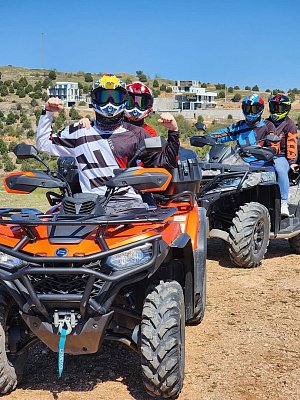 Прокат квадроциклов. Подарочные сертификаты Ultra Подарки Севастополь. Купить оригинальный подарок или подарочный сертификат на Прокат квадроциклов. Сервис UltraPodarki.ru Севастополь 8 800 505 95 30. 